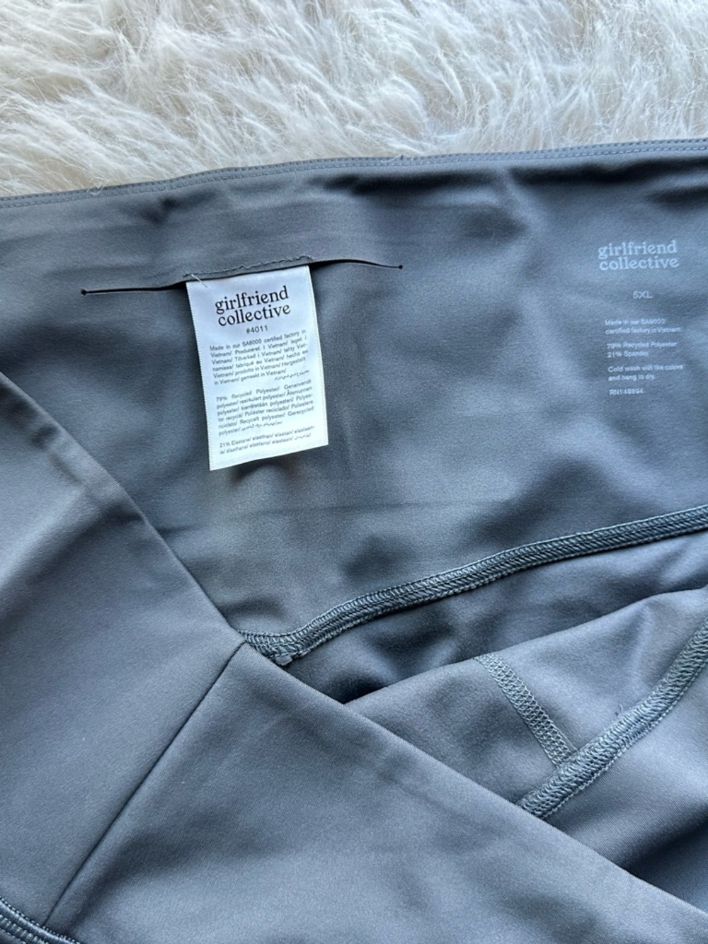 Girlfriend Collective  Charcoal Gray Bike Shorts 5XL new with tags - Picture 7 of 10